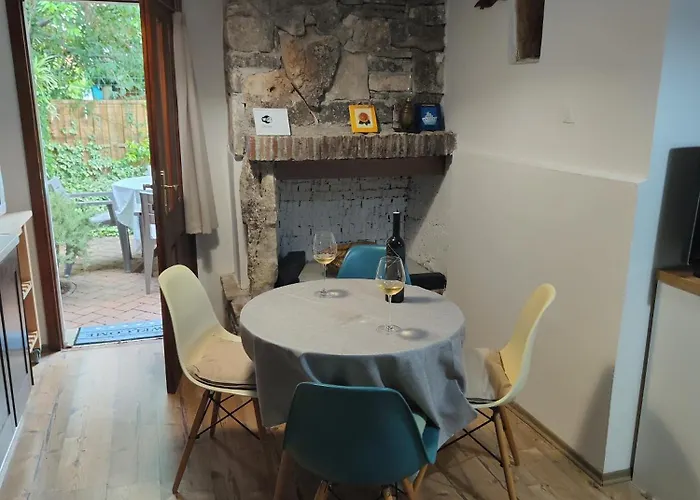 Val 게스트하우스 로비니